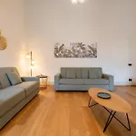 Apartment Palazzo Odescalchi By Wonderful Italy
