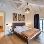 Palazzo Odescalchi By Wonderful Italy Apartment