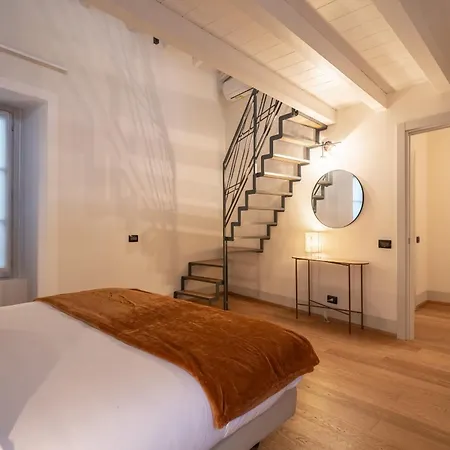 Palazzo Odescalchi By Wonderful Italy * Комо