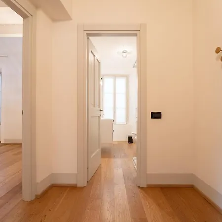 Palazzo Odescalchi By Wonderful Italy * Como