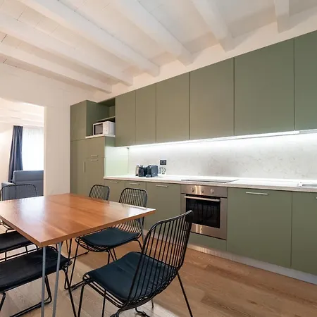 Apartment Palazzo Odescalchi By Wonderful Italy Como