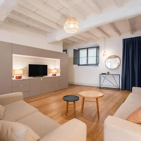 Palazzo Odescalchi By Wonderful Italy * Como