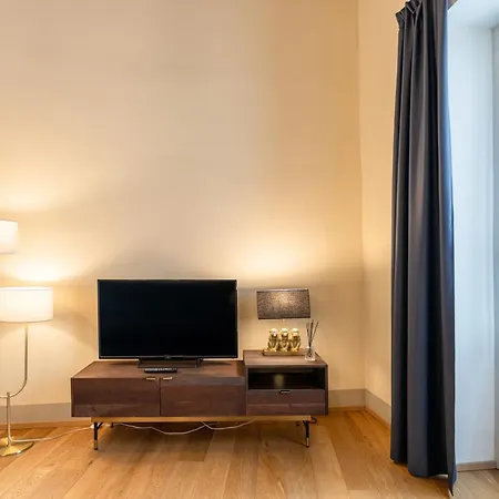 Apartment Palazzo Odescalchi By Wonderful Italy *