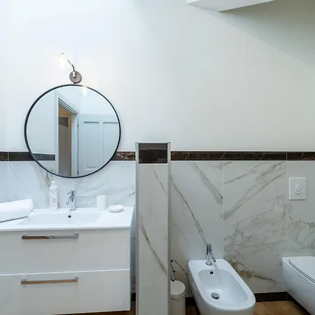 Palazzo Odescalchi By Wonderful Italy * Como