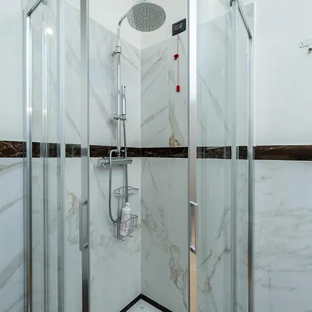 Apartment Palazzo Odescalchi By Wonderful Italy