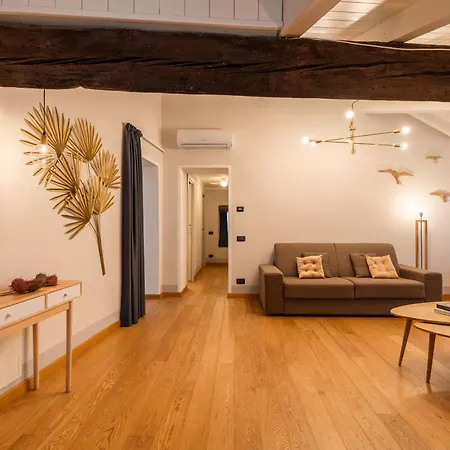 Apartment Palazzo Odescalchi By Wonderful Italy Como