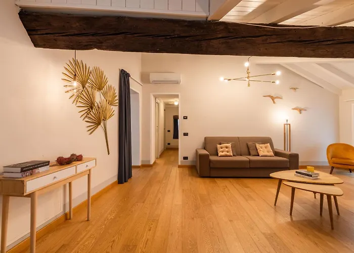 Apartman Palazzo Odescalchi By Wonderful Italy Como