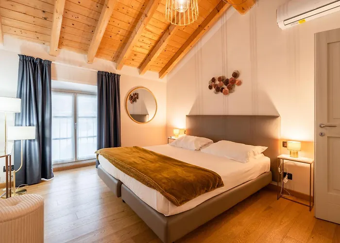 Palazzo Odescalchi By Wonderful Italy Como